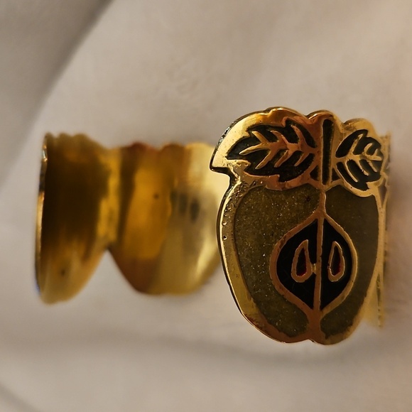 Vintage Unique Indian Brass Apples Life and Renewal Symbolic Cuff Bracelet - Picture 9 of 12